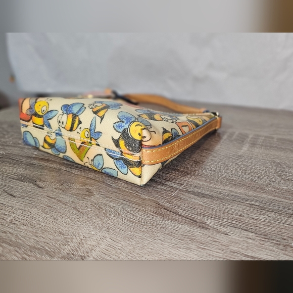 Vintage Dooney & Bourke Mini Bag- EUC - Picture 3 of 10